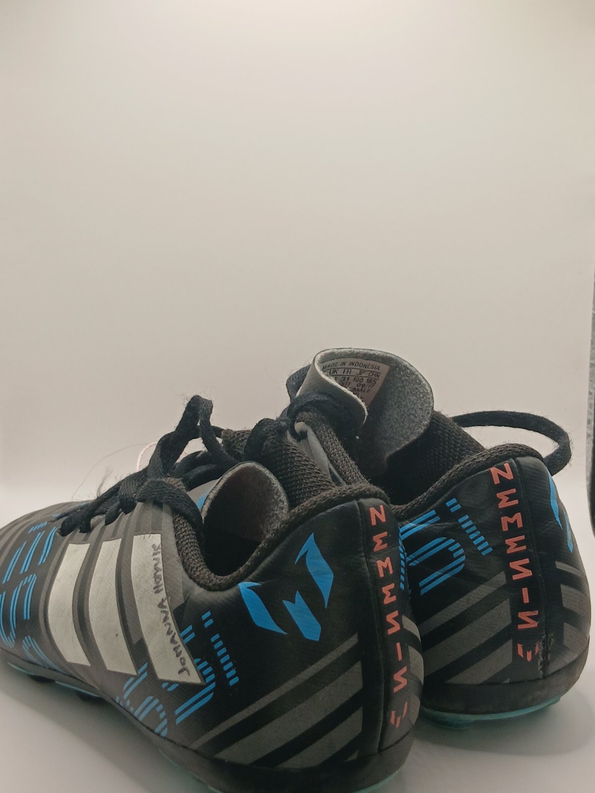 Детски футболни бутонки Adidas черни, размер 31