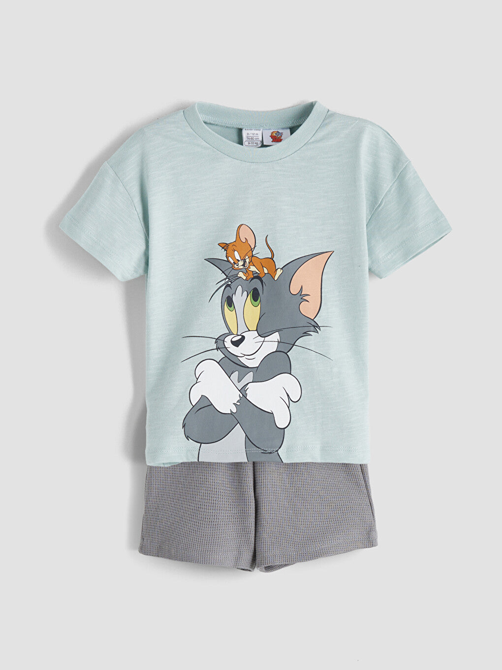 Комплект Tom & Jerry с тениска и сиви къси панталонки