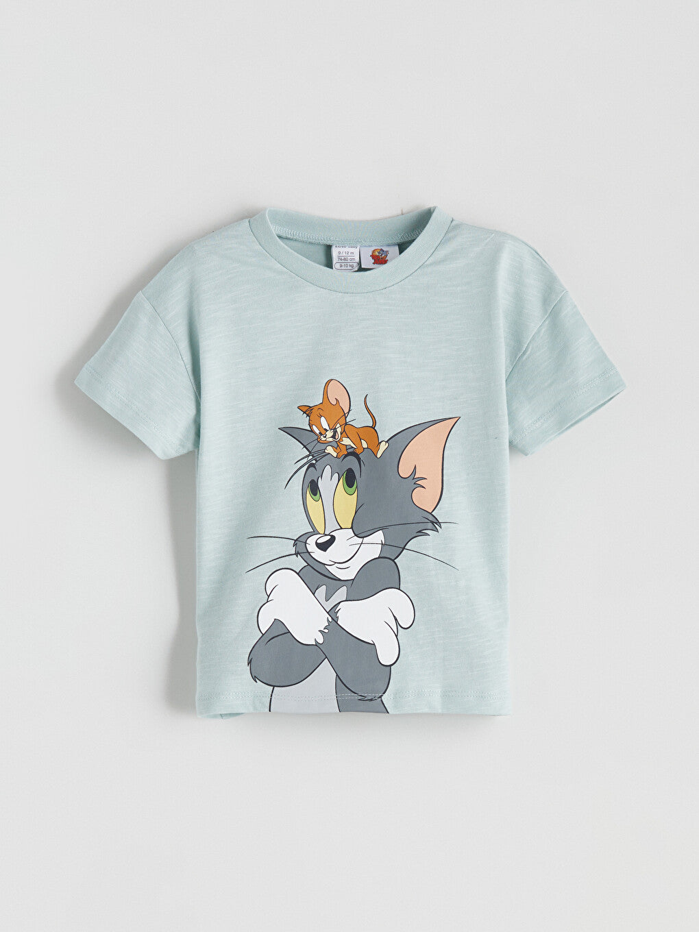 Комплект Tom & Jerry с тениска и сиви къси панталонки